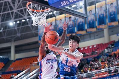开云体育APP-新疆加时106-101战胜天津，齐麟25+7+2，哈姆雷特26+3+7